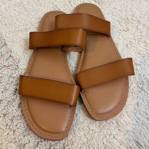 Universal Thread strappy sandal in tab